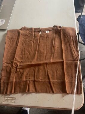Zenana Outfitters Brown Crop Top